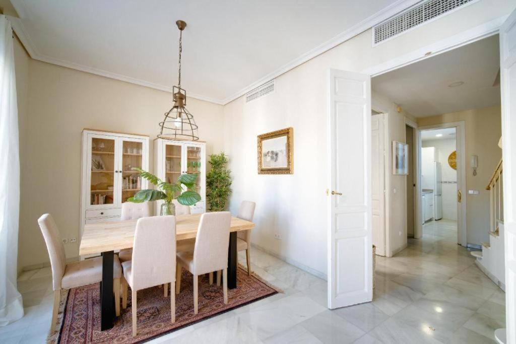 San Pablo Premium Suites Sevilla Exterior foto