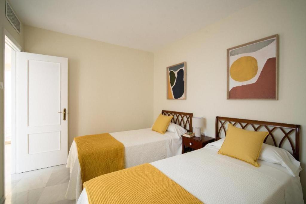 San Pablo Premium Suites Sevilla Exterior foto
